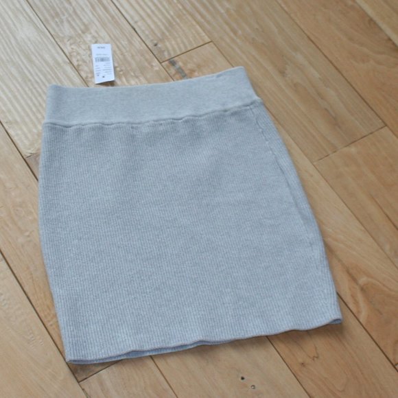 PacSun Kendall & Kyle Gray Skirt Size Large - Picture 2 of 5